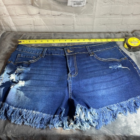 Jeans Denim shorts size XL New - Picture 4 of 15